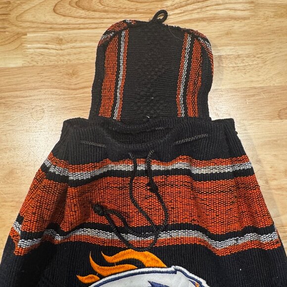 Denver Broncos Woven Backpack with Drawstring and Button Closure Black & Orange - Picture 4 of 5